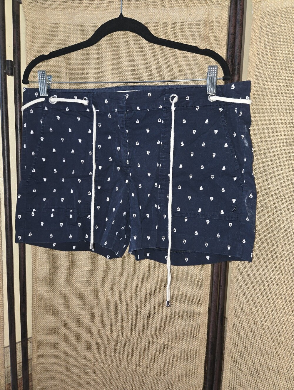 Women's Nautica Navy White Sailboat Print  Shorts With Rope Belt Size 12